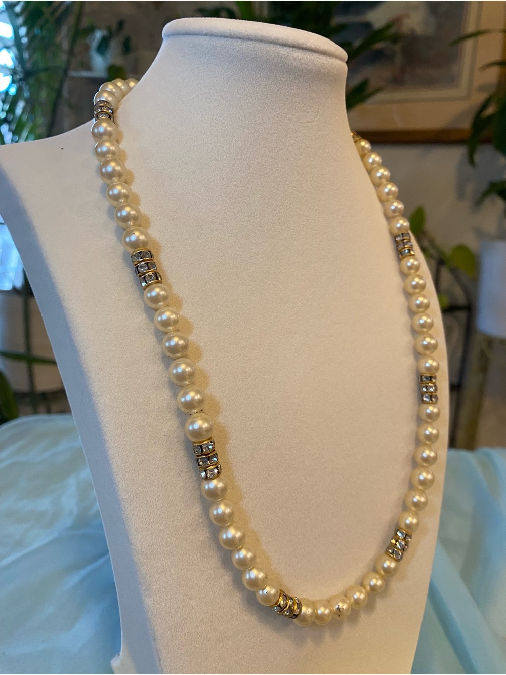 VINTAGE PEARL RHINESTONE NECKLACE by MADONNA - Picture 4 of 11